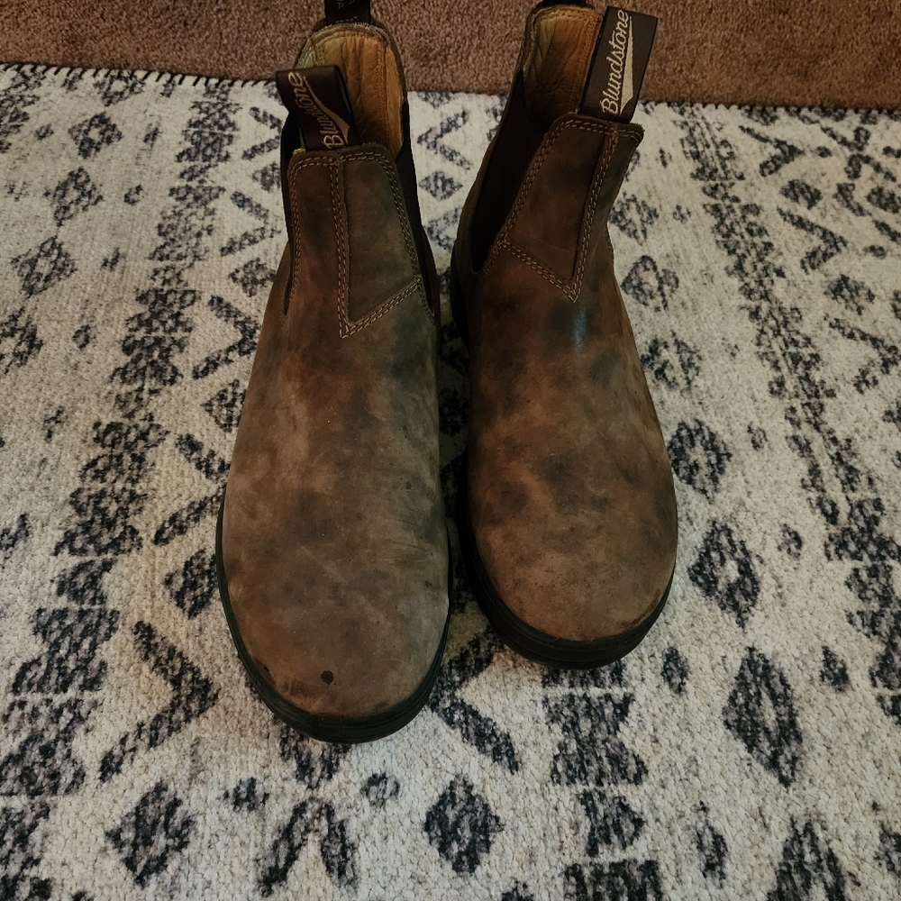 Men's Blundstone boots size 10.5